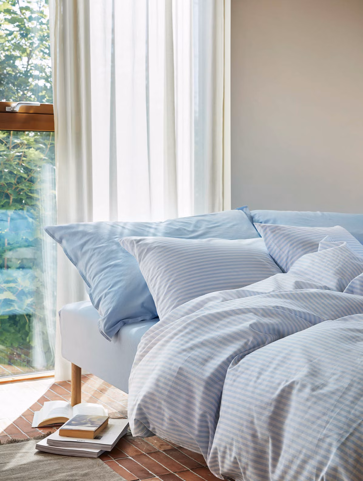 Tor sengesett lys blå