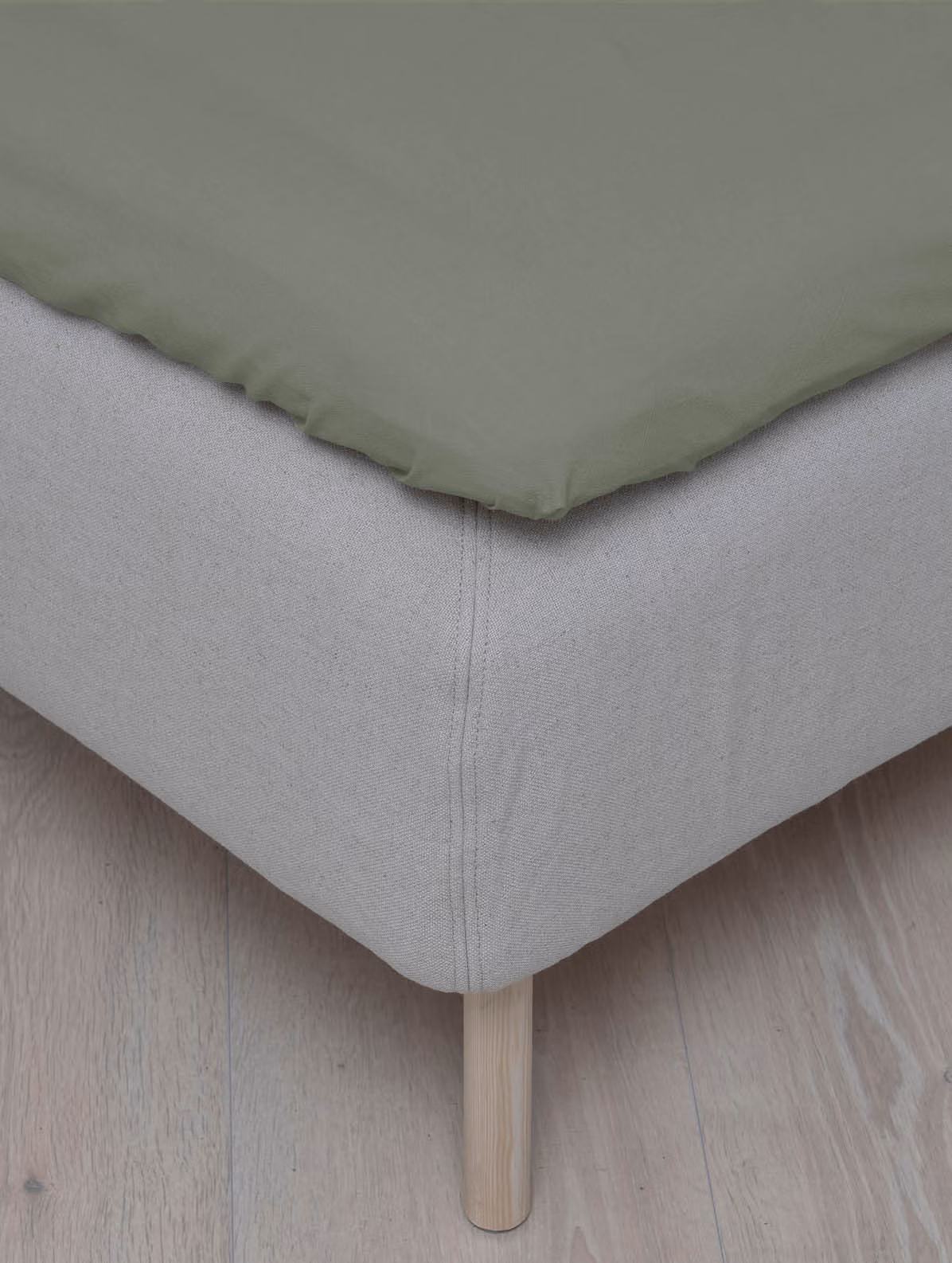 Frøya laken dempet grønn