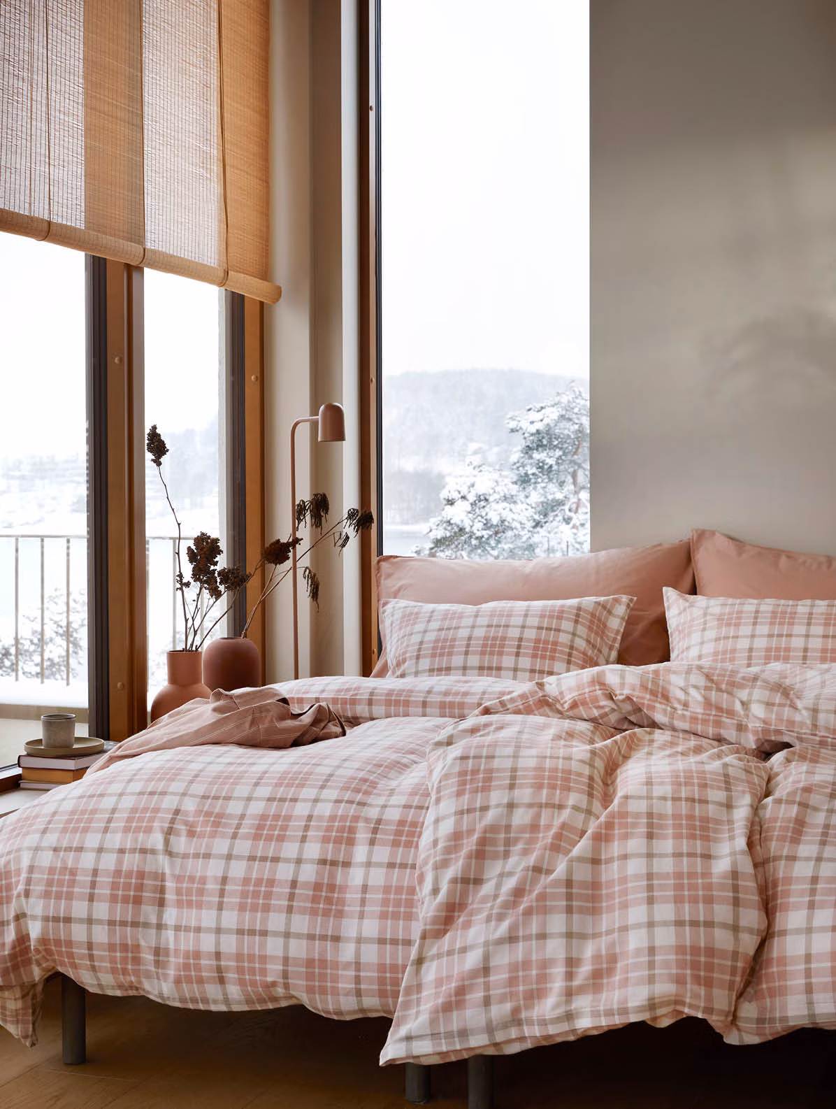 Lukas sengesett varm rosa