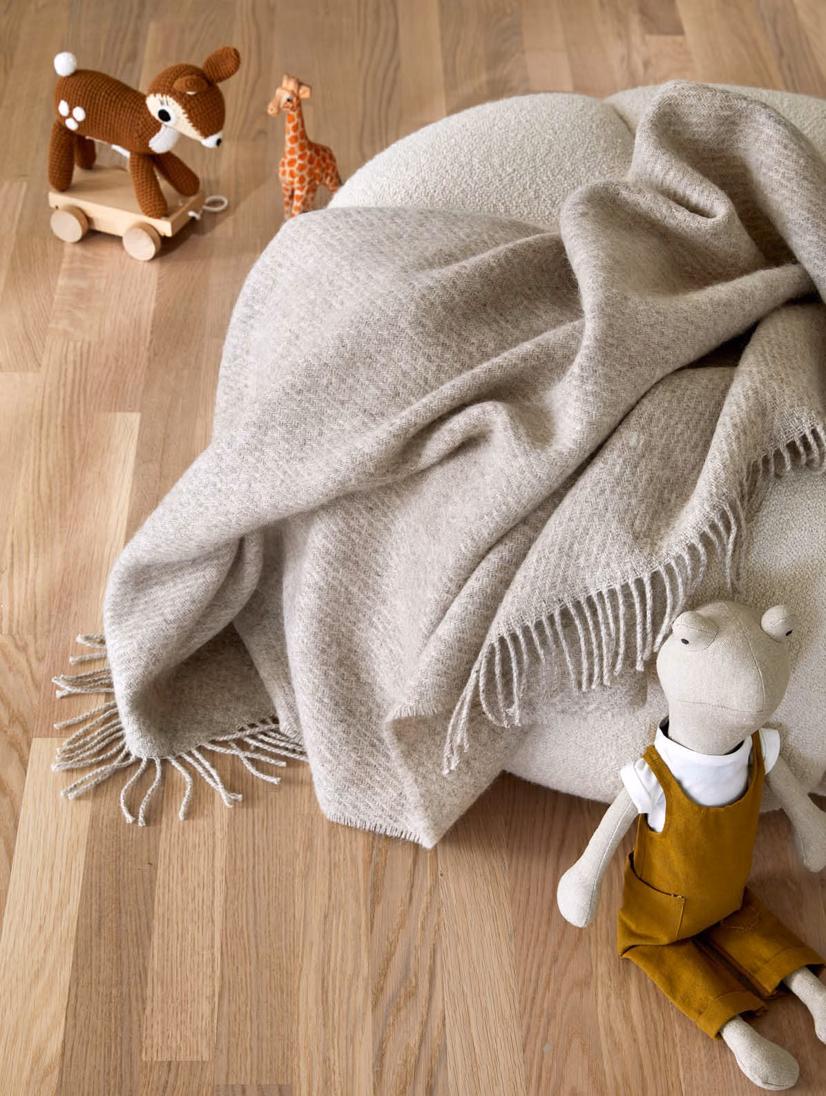 Falketind ullpledd barn naturlig beige